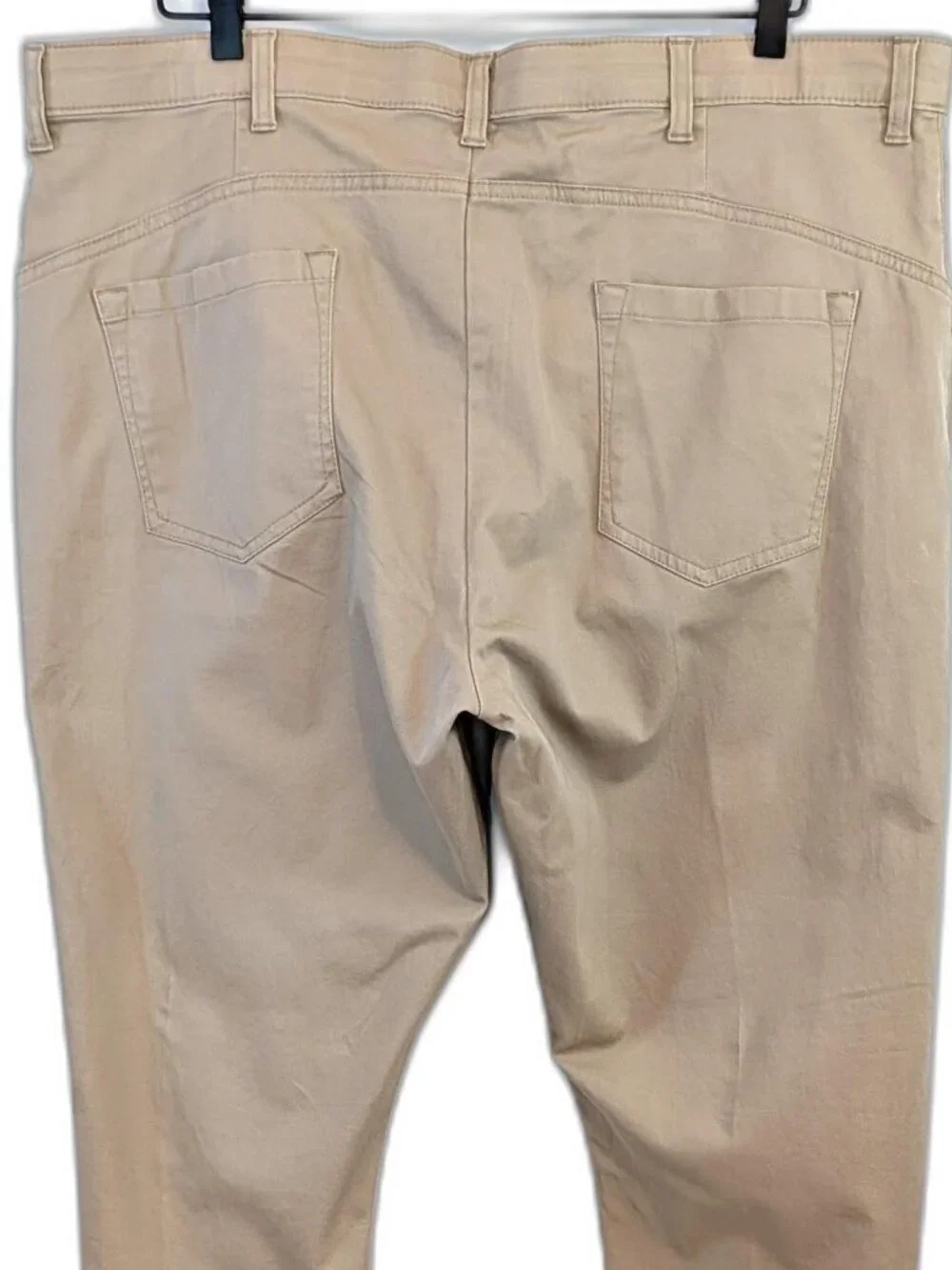 NWT Wrangler Men's | 40x32 Straight Fit Performance Series Khaki Tan Pants